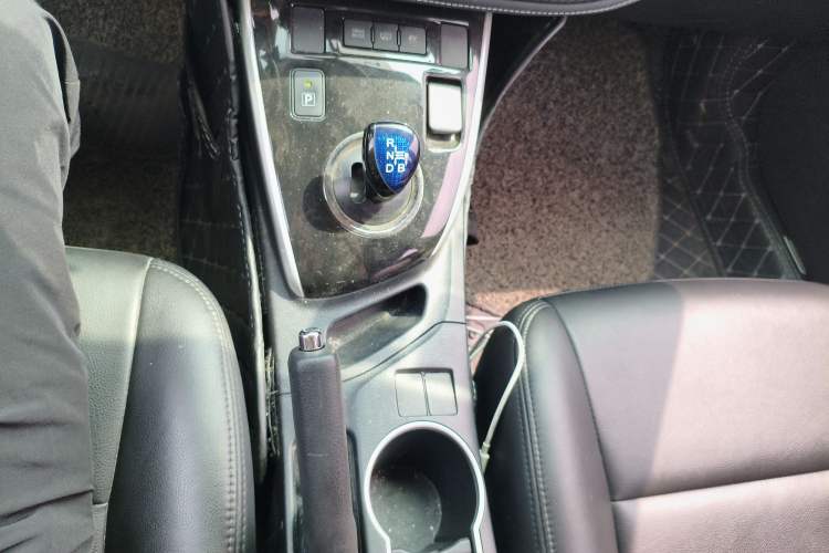 Used Toyota Levin Hybrid E+ 2019 1.8L PH GS E-CVT Elite Edition Gear Lever