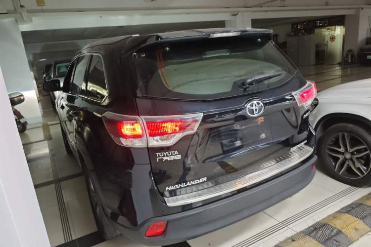 Used Toyota Highlander 2015 2.0T Four-Wheel Drive Ultimate Edition 7-Seater