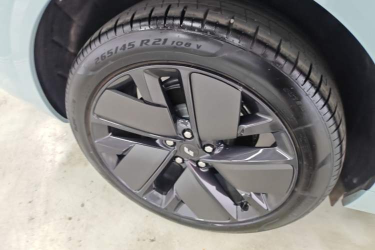 Used Li Auto L6 2025 Max Smart Refresh Edition
