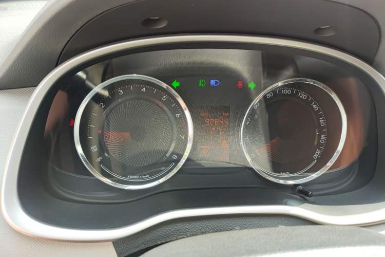 Used Chevrolet Sail 2015 Sail 3 1.5L Manual Happiness Edition