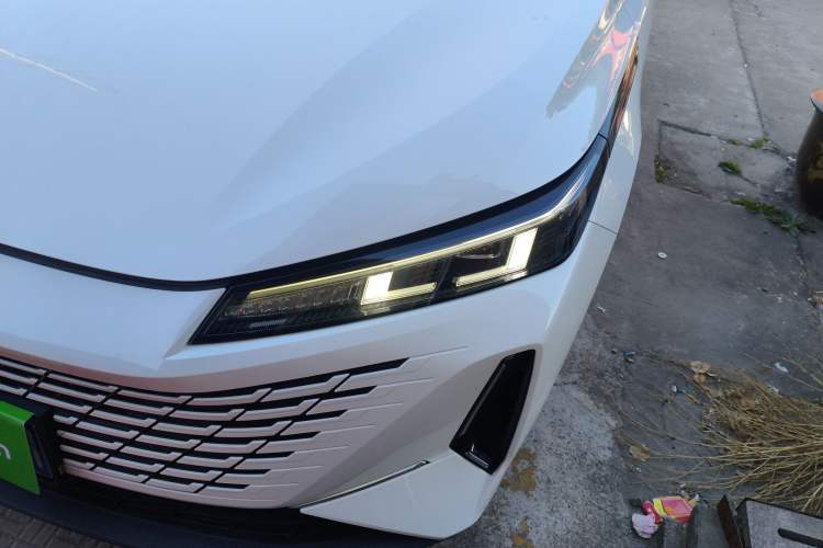 Used CHANGAN Eado DD 2023 Blue Whale NE 1.5T GDI DCT Luxury Edition Left Front Headlight