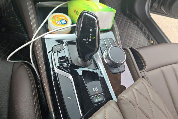 Used BMW 5 Series 2019 525Li Luxury Package
