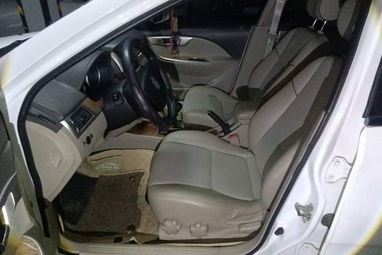 Used Buick Excelle 2015 1.5L Manual Classic Trim