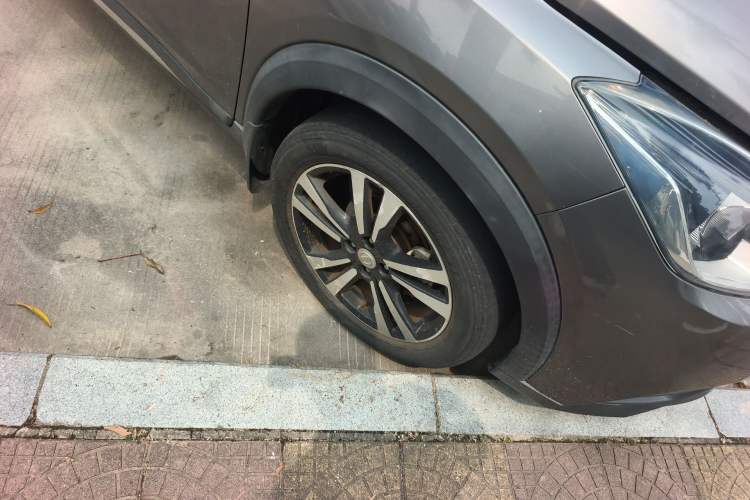 Used Nissan Kicks 2017 1.5L CVT Smart Drive Edition
