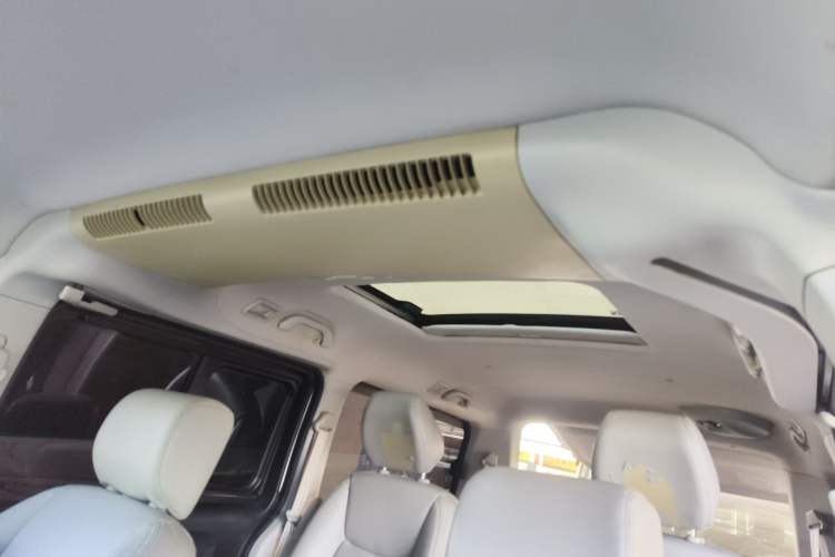 Used JAC Refine M5 2016 2.0T Gasoline Automatic Business Edition