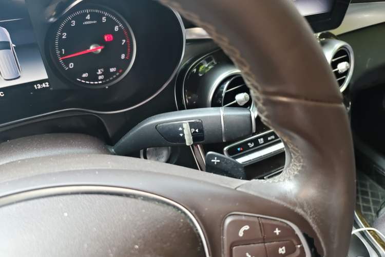 Used Mercedes-Benz GLC 2019 GLC 260 L 4MATIC Dynamic Model