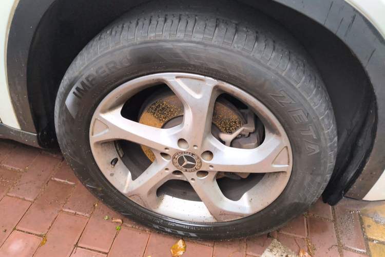 Used Mercedes-Benz GLA 2017 GLA 200 Sport Edition Right Front Wheel Hub