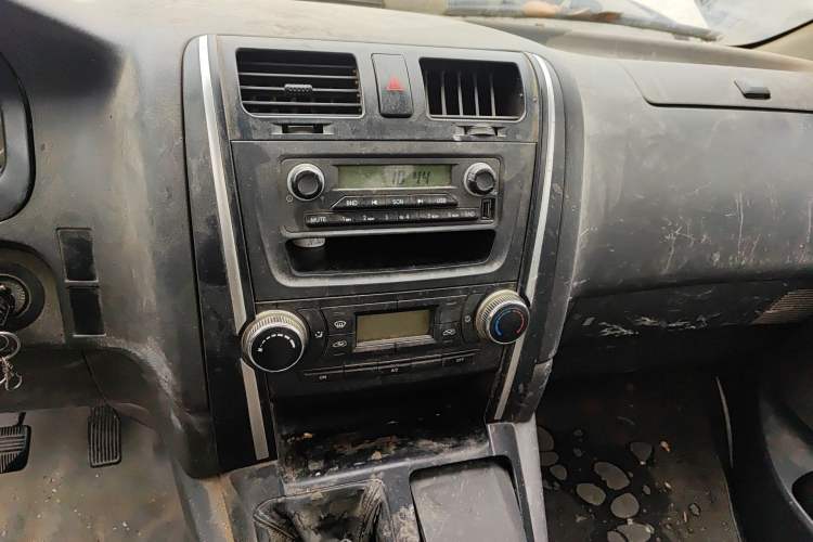 Used Jinbei Express 2017 2.0L Classic Version V19
