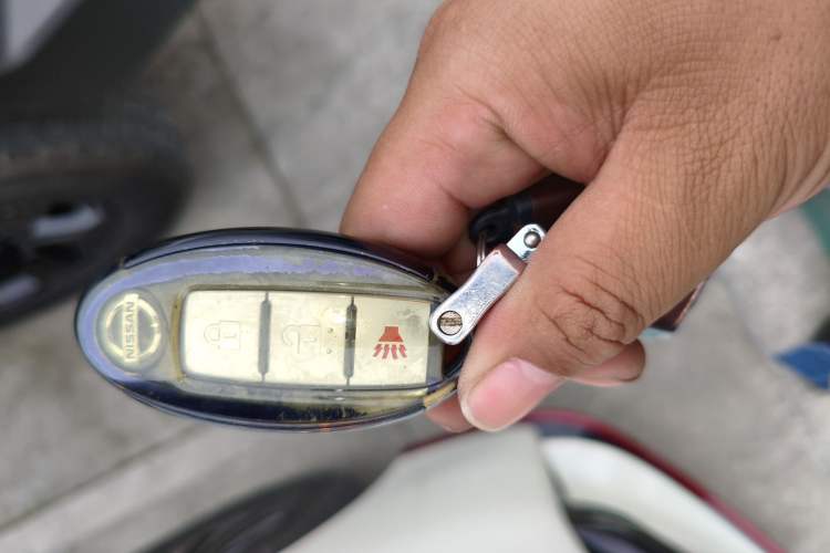 Used Nissan Patrol 2017 4.0L XE Middle East Version Interior 1