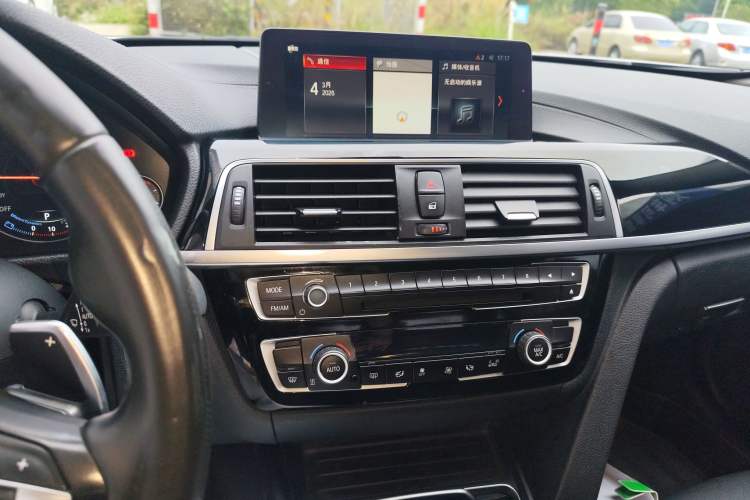 Used BMW 3 Series 2018 320Li Leading Model M Sport Package
