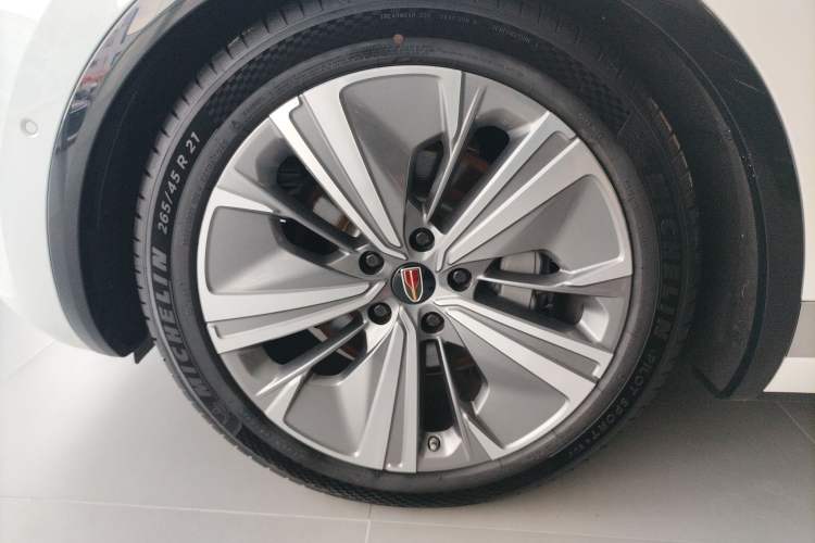 Used Hongqi E-HS9 2022 660 km Range Flagway Edition Six Seats