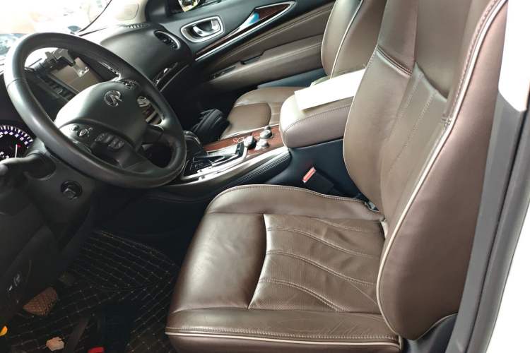 Used Infiniti QX60 2018 2.5 S/C Hybrid Two-Wheel-Drive Excellence Edition China VI Standard Left Front Seat