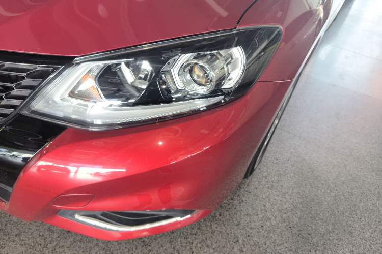 Used Nissan Tiida 2021 1.6L CVT Smart Drive Edition Left Front Headlight