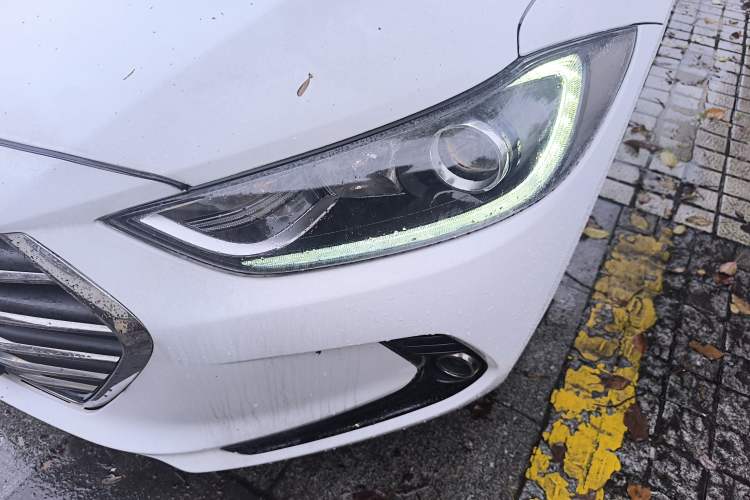 Used Hyundai Elantra (6th Generation / Lingdong) 2018 1.6L Automatic 15th Anniversary Special Edition Left Front Headlight