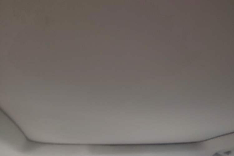 Used Ford Edge 2015 2.0T GTDi Two-Wheel-Drive High-Line Version
