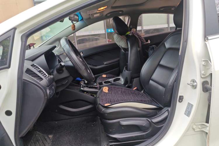 Used Kia K3 2016 1.6L Automatic GLS Left Front Seat