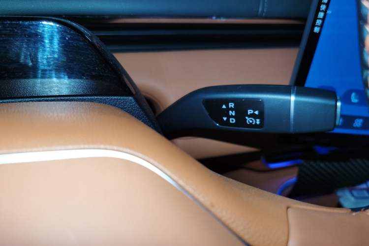 Used Deepal S07 2023 200Max Range-Extended Version
