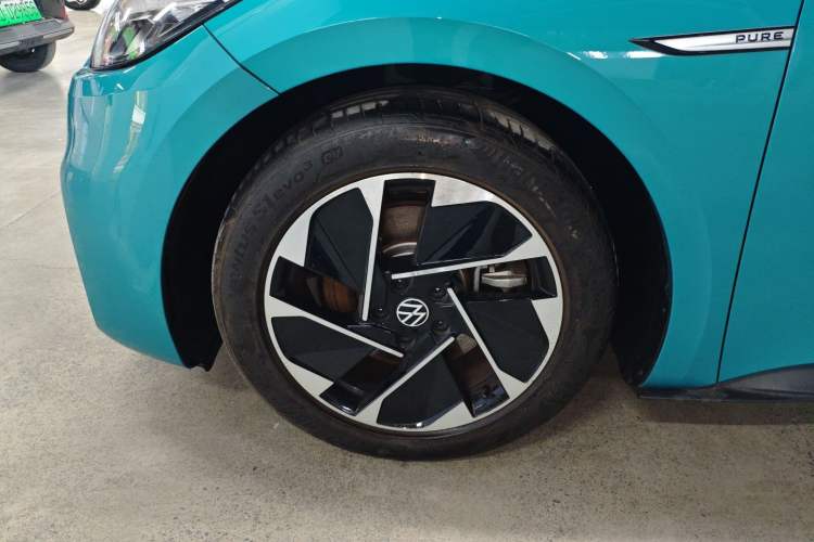 Used Volkswagen ID.3 2023 Pure Smart Edition Exterior 4