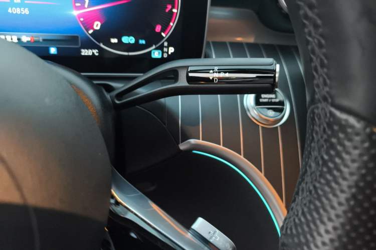 Used Mercedes-Benz C-Class 2022 Restyled C 260 L Sport Edition Gear Lever