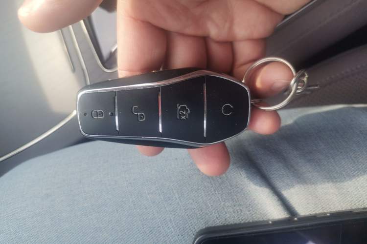 Used BYD Han 2025 EV with 701 km of Laser Radar-Enabled Intelligent Driving
