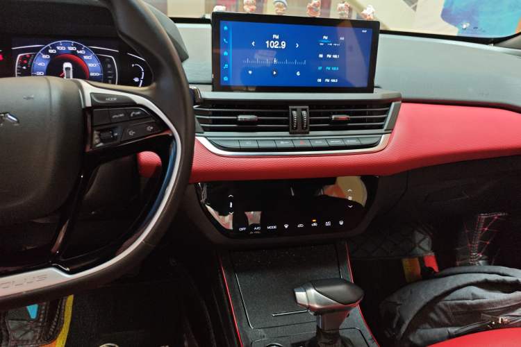 Used Dongfeng Aeolus Yixuan 2021 230T Automatic Hunter Edition
