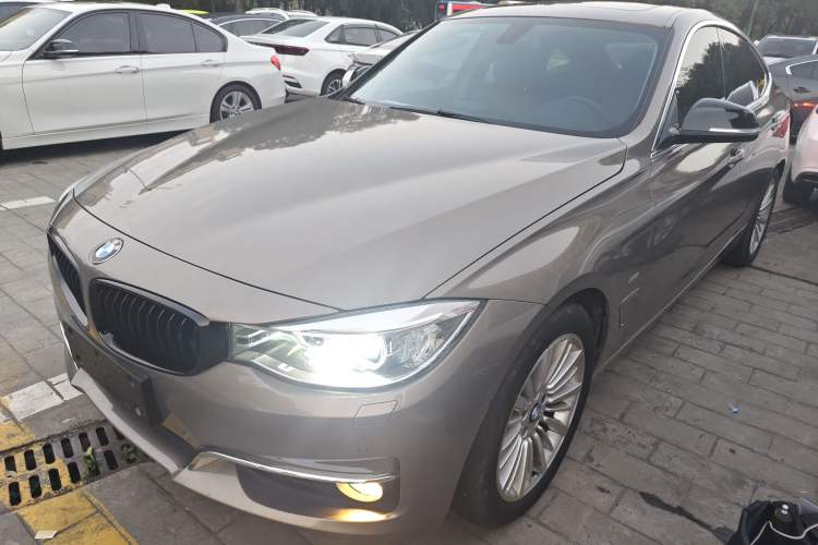 Used BMW 3 Series GT 2014 320i Design Package Model