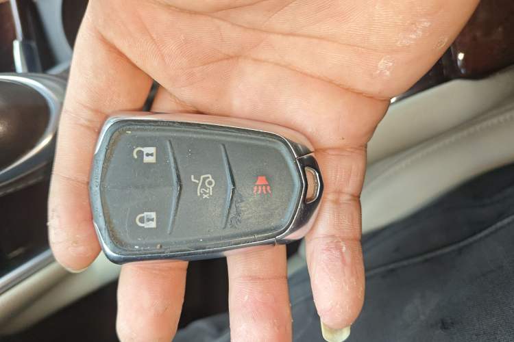 Used Cadillac XTS 2015 28T Comfort Model