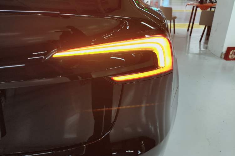 Used Tesla Model 3 2023 Rear-Wheel-Drive Version