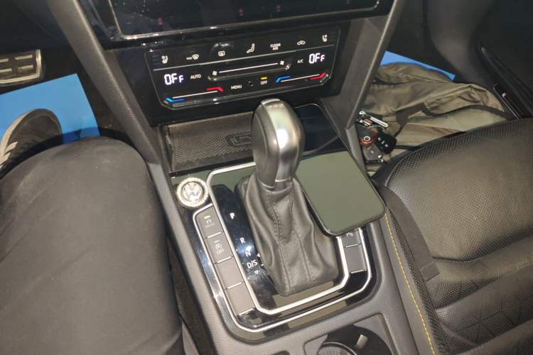 Used Volkswagen FAW-Volkswagen CC 2021 380TSI Striking Edition
