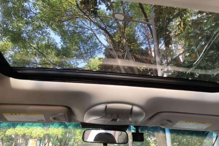 Used Infiniti Q70 2017 Q70L 2.5L Elite Edition Headliner