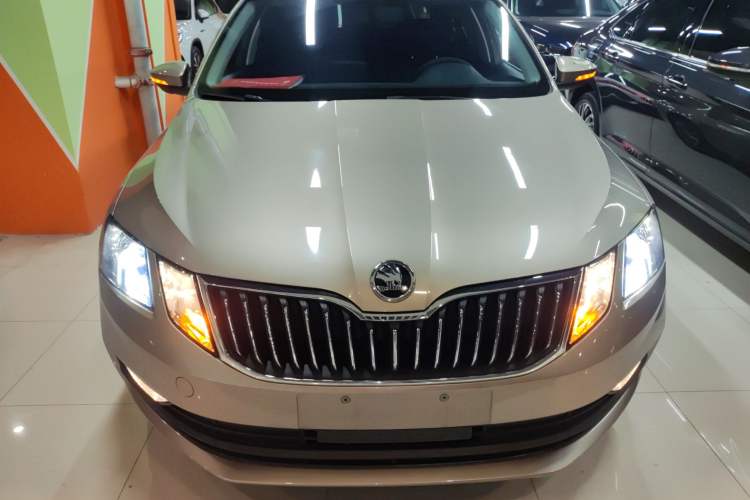 Used Skoda Octavia 2022 1.5L Automatic Comfort Edition Front