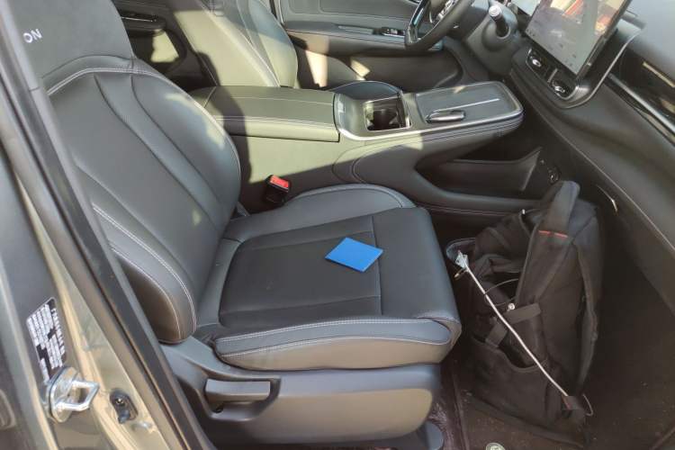 Used AION V 2023 Updated Plus 70 Intelligent Edition Lithium Iron Phosphate Right Front Seat