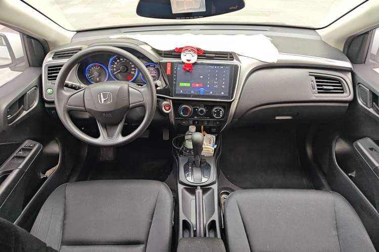 Used Honda City 2017 1.5L CVT Elite Edition Center Console