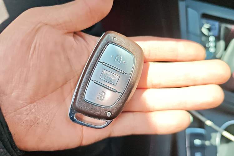 Used Hyundai Elantra (6th Generation / Lingdong) 2019 1.4T Dual-Clutch Xuan Dong · Dynamic Model Interior 1