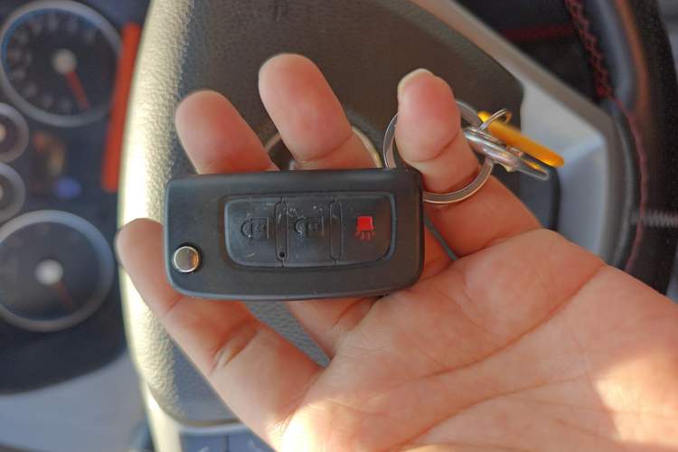 Used Foton Toano 2021 2.0T Manual Tongtu Extended-Wheelbase Mid-Roof 5/6/7-Seater 4F20TC3
