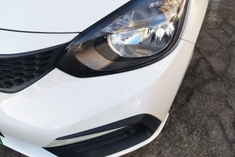 Used Honda Fit 2022 1.5L CVT Trendy Sunroof Edition Left Front Headlight