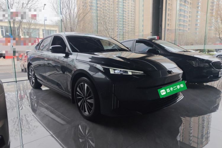 Used CHANGAN NEVO A05 2024 Truly Delicious Version 70 Leading Edition Front Right 45 Deg