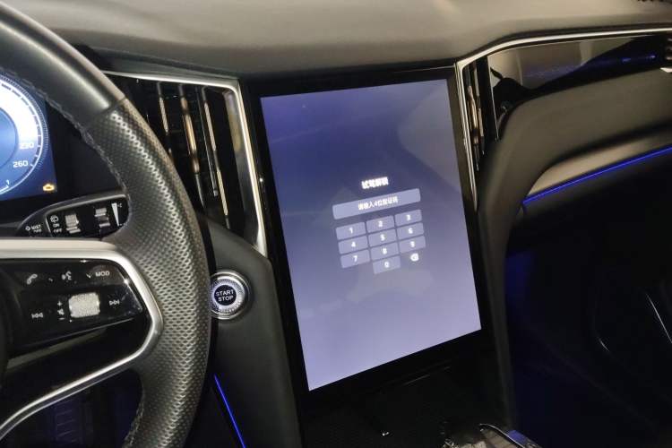 Used Hongqi HS7 PHEV 2024 2.0T PHEV Four-Wheel Drive Flagship Edition 6 Seats
