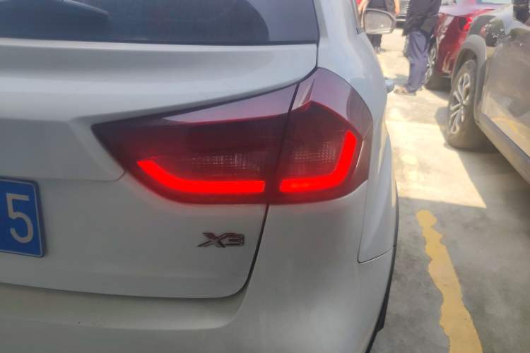 Used Geely Auto Vision X3 2020 1.5L CVT Luxury Model
