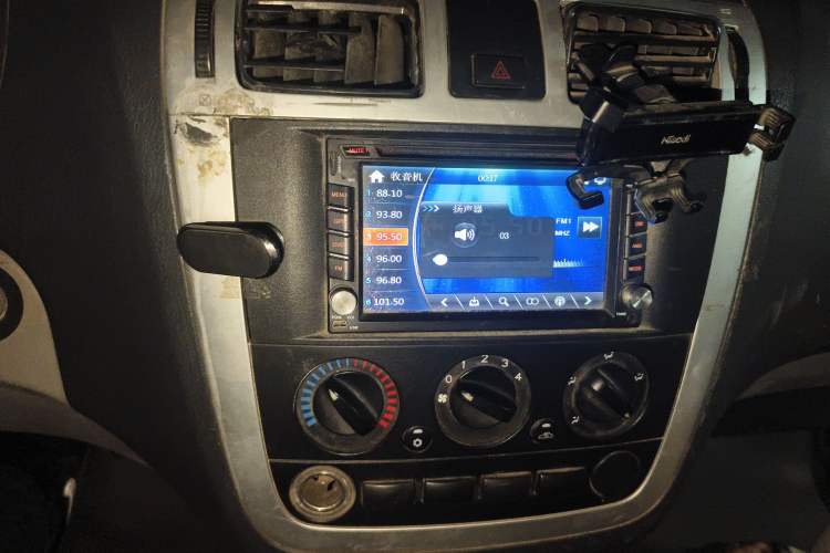 Used Foton MP-X E 2017 2.0L New Express Long Wheelbase 4Q20M Audio And AC Panel