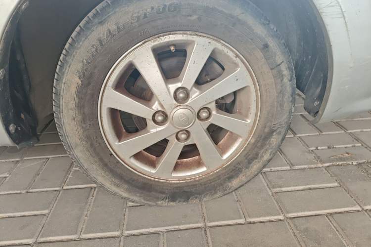 Used FAW Xiali N5 2014 1.0L Manual Standard Edition