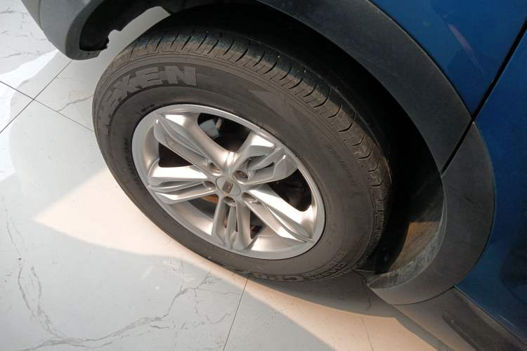 Used Qoros 5 2018 Revised Version 1.6T Automatic Leading Edition