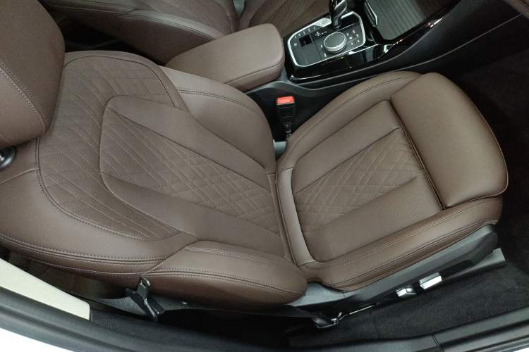 Used BMW X3 2023 xDrive30i Leading Model M Night Edition Package Right Front Seat