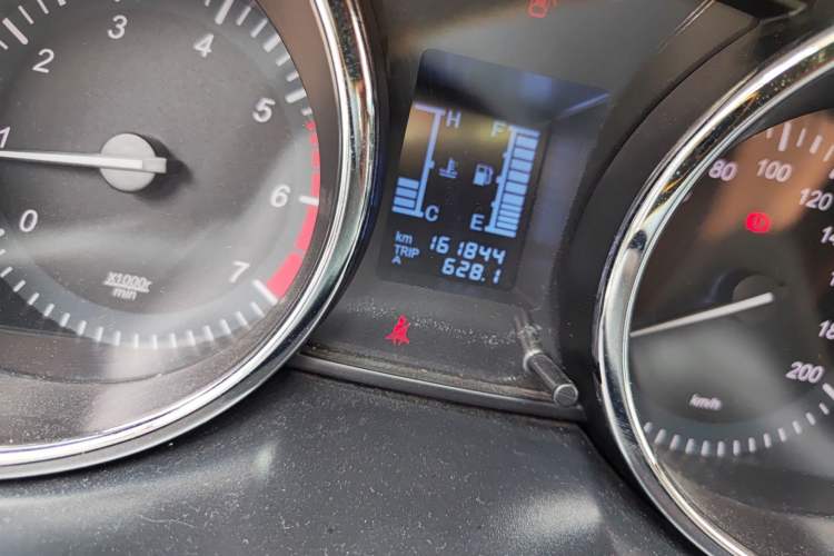 Used HYOSOW S3 2014 1.5L Luxury Version China IV Emission Standard
