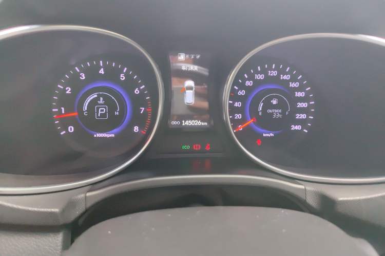 Used Hyundai Santa Fe 2013 2.4L Automatic Two-Wheel Drive Smart Version