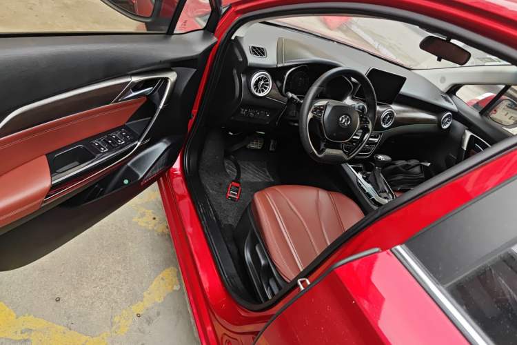 Used BAIC Senova D50 2018 1.5L CVT Prestige Smart Connect Edition