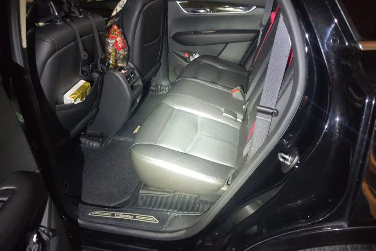 Used Cadillac XT5 2018 25T Luxury Model