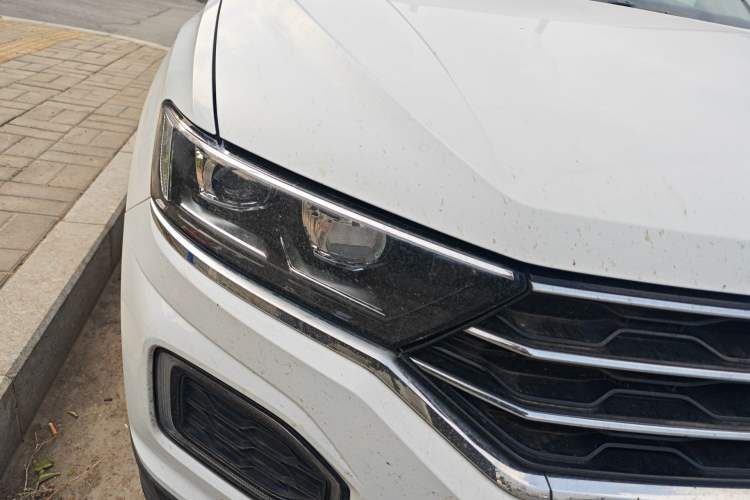 Used Volkswagen T-ROC 2019 230TSI DSG Two-Wheel-Drive Advanced Version China VI Standard Right Front Headlight