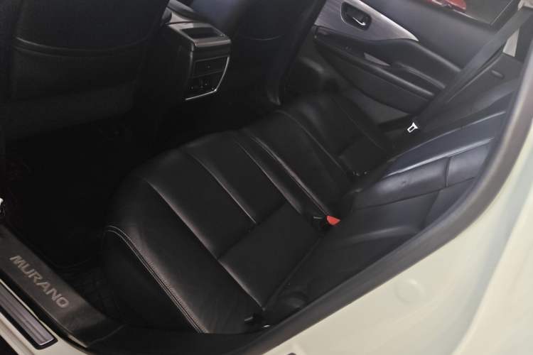 Used Nissan Murano 2015 2.5L XL Two-Wheel Drive Smart Edition