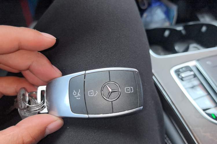 Used Mercedes-Benz GLC 2020 GLC 300 L 4MATIC Dynamic Edition Vehicle Key